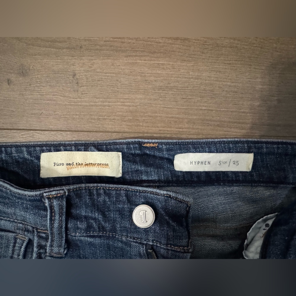 Embroidered Blue Jeans - Picture 5 of 5